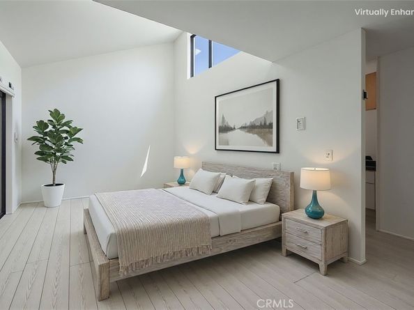 3252 Via Marin 9, La Jolla CA 92037