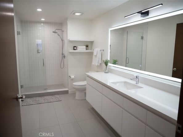 3252 Via Marin 9, La Jolla CA 92037