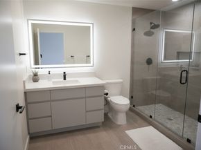 3252 Via Marin 9, La Jolla CA 92037