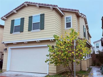 2072 E Sentinel Privado