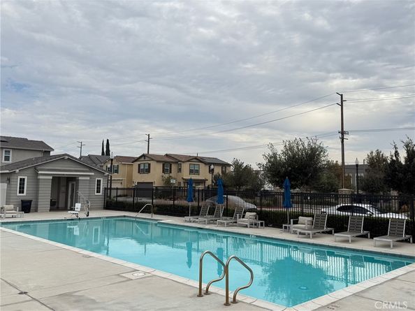 2072 E Sentinel Privado, Ontario CA 91764