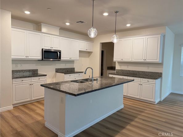 2072 E Sentinel Privado, Ontario CA 91764