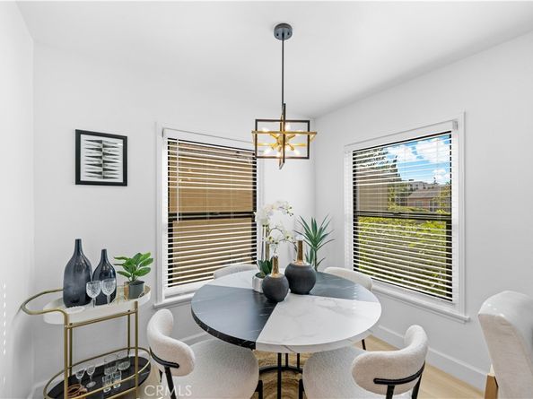6714 Mclennan, Lake Balboa CA 91406