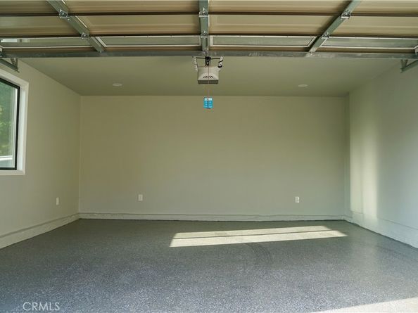 6714 Mclennan, Lake Balboa CA 91406