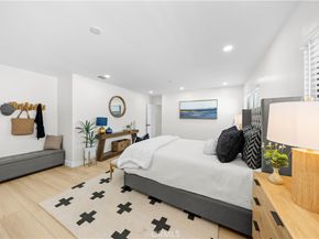 6714 Mclennan, Lake Balboa CA 91406