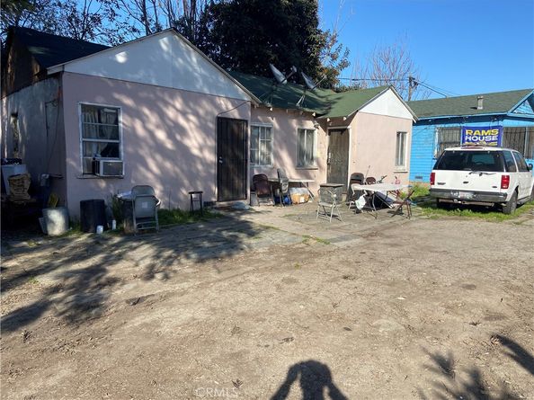 12116 S Willowbrook, Compton CA 90222