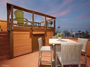 6 B Surfside, Surfside CA 90743