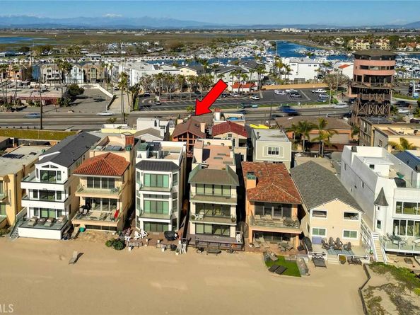 6 B Surfside, Surfside CA 90743