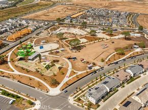 306 Treble, Irvine CA 92618