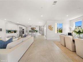 306 Treble, Irvine CA 92618