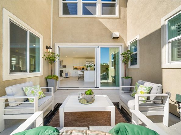 306 Treble, Irvine CA 92618