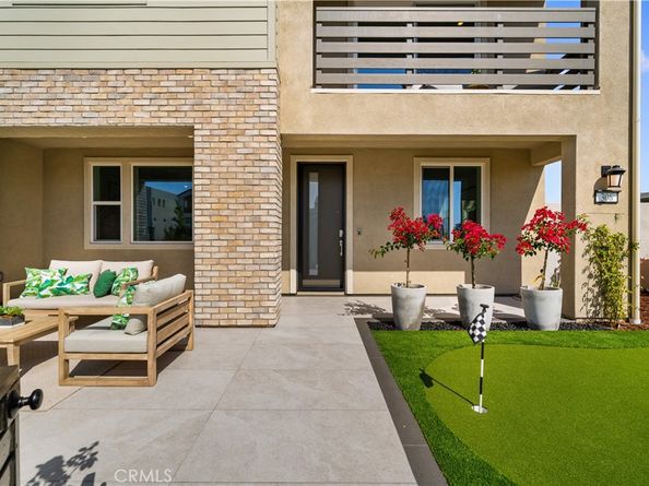 306 Treble, Irvine CA 92618