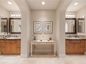 20 Blue Summit, Irvine CA 92603