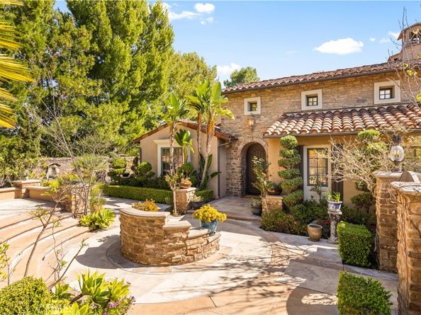 20 Blue Summit, Irvine CA 92603