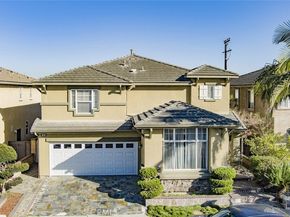 19 Sorbonne, Westminster CA 92683