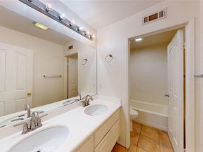 19 Sorbonne, Westminster CA 92683