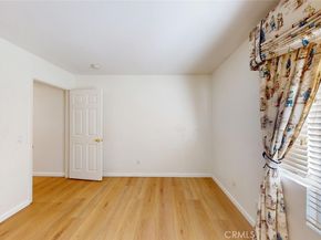19 Sorbonne, Westminster CA 92683