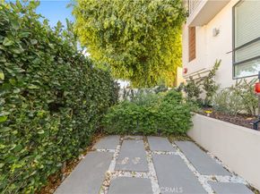4485 Hazeltine Avenue 1, Sherman Oaks CA 91423