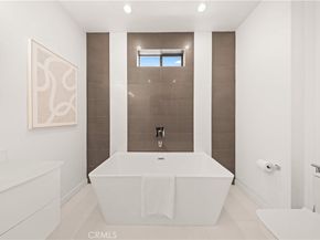 4485 Hazeltine Avenue 1, Sherman Oaks CA 91423