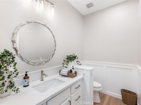 1 Tarleton, Ladera Ranch CA 92694