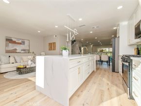 7 sunup, Irvine CA 92603