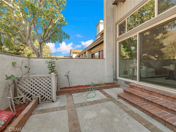 7 sunup, Irvine CA 92603