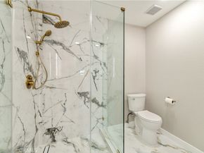 7 sunup, Irvine CA 92603