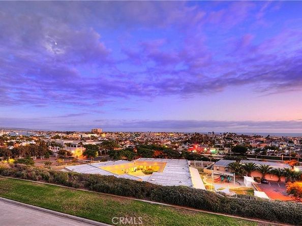 210 Lille Lane 208, Newport Beach CA 92663