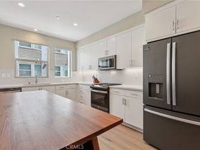 302 Placemark, Irvine CA 92614