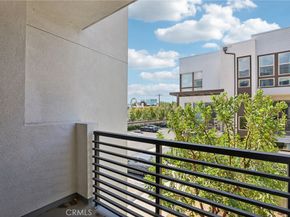 302 Placemark, Irvine CA 92614