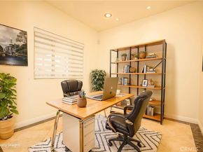 2233 Martin 311, Irvine CA 92612