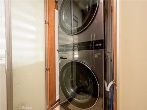 2233 Martin 311, Irvine CA 92612