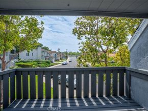44 Fallbrook, Irvine CA 92604