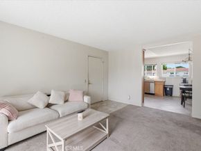 44 Fallbrook, Irvine CA 92604