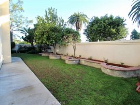 11 Pienza, Irvine CA 92606