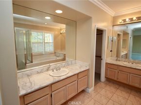 11 Pienza, Irvine CA 92606