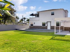 308 E 18th Street, Costa Mesa CA 92627