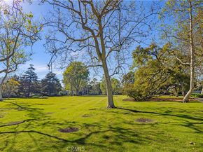 5150 Village Grn, Los Angeles CA 90016