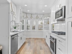 9801 S Hobart Boulevard, Los Angeles CA 90047