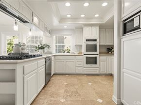 18 Eden, Irvine CA 92620