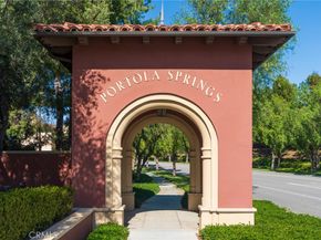 88 Capricorn, Irvine CA 92618