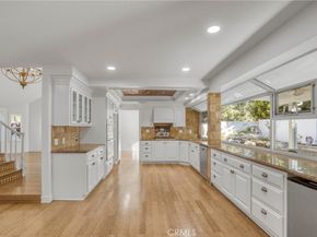 36 Bloomdale, Irvine CA 92614