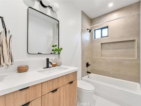 1604 N Kingsley, Los Angeles CA 90027