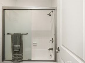 1351 N Crescent Heights 114, West Hollywood CA 90046