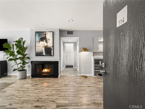 1351 N Crescent Heights 114, West Hollywood CA 90046