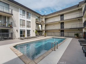 1351 N Crescent Heights 114, West Hollywood CA 90046