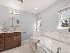 15 Bluecoat, Irvine CA 92620