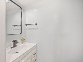 15 Bluecoat, Irvine CA 92620