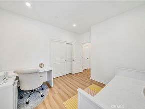 104 Beechmont, Irvine CA 92620
