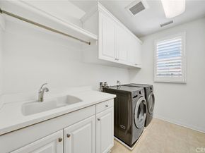 104 Beechmont, Irvine CA 92620